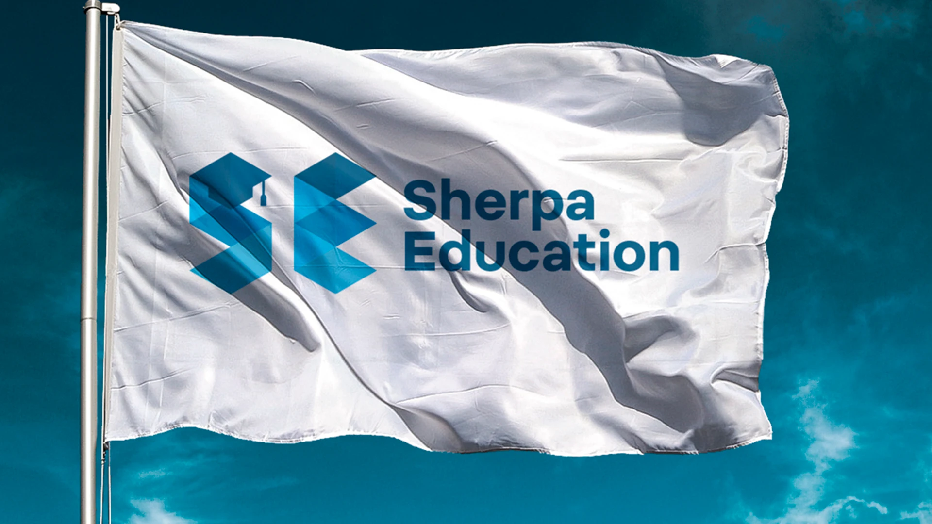 Sherpa Education - logo a vlajka (mockup)