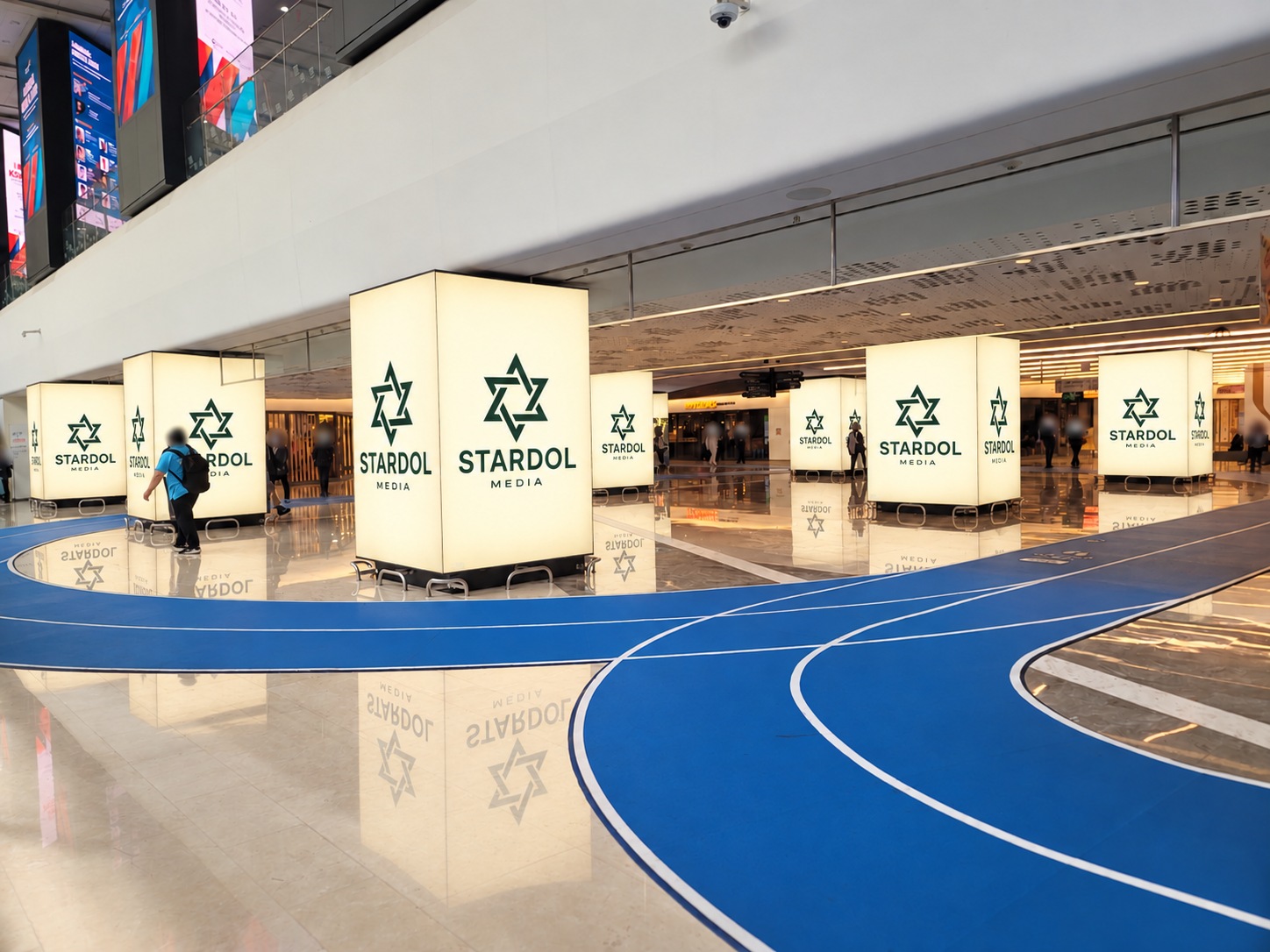 Live Plaza · On-site 01