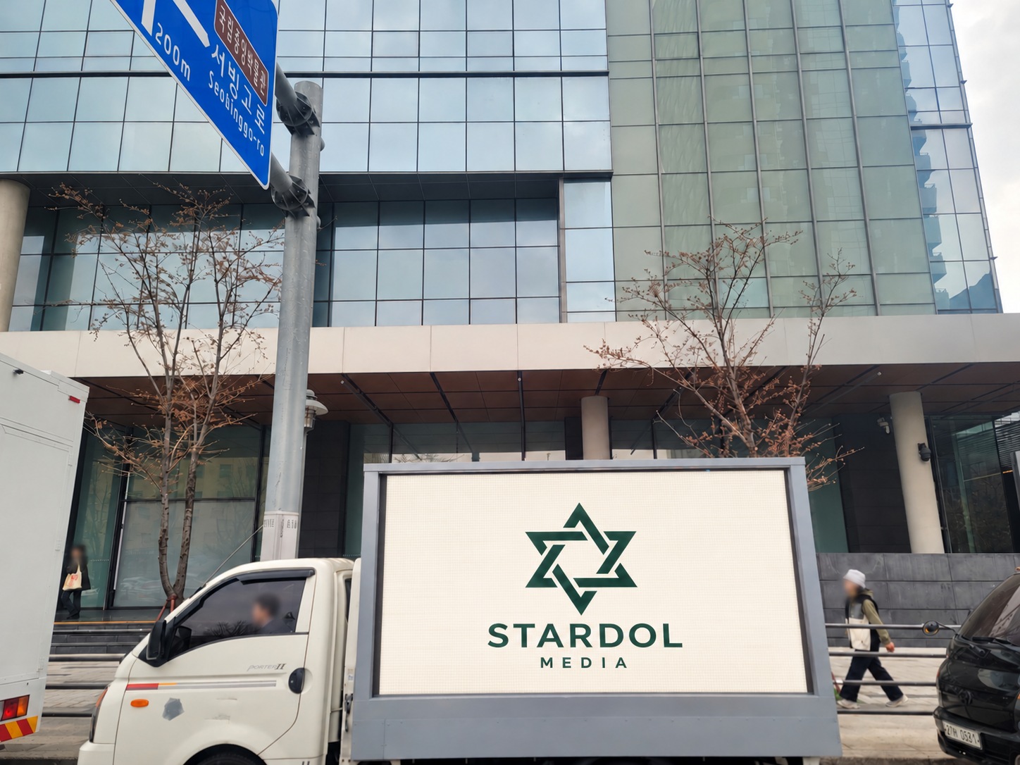 1.5톤 양면 LED 트럭