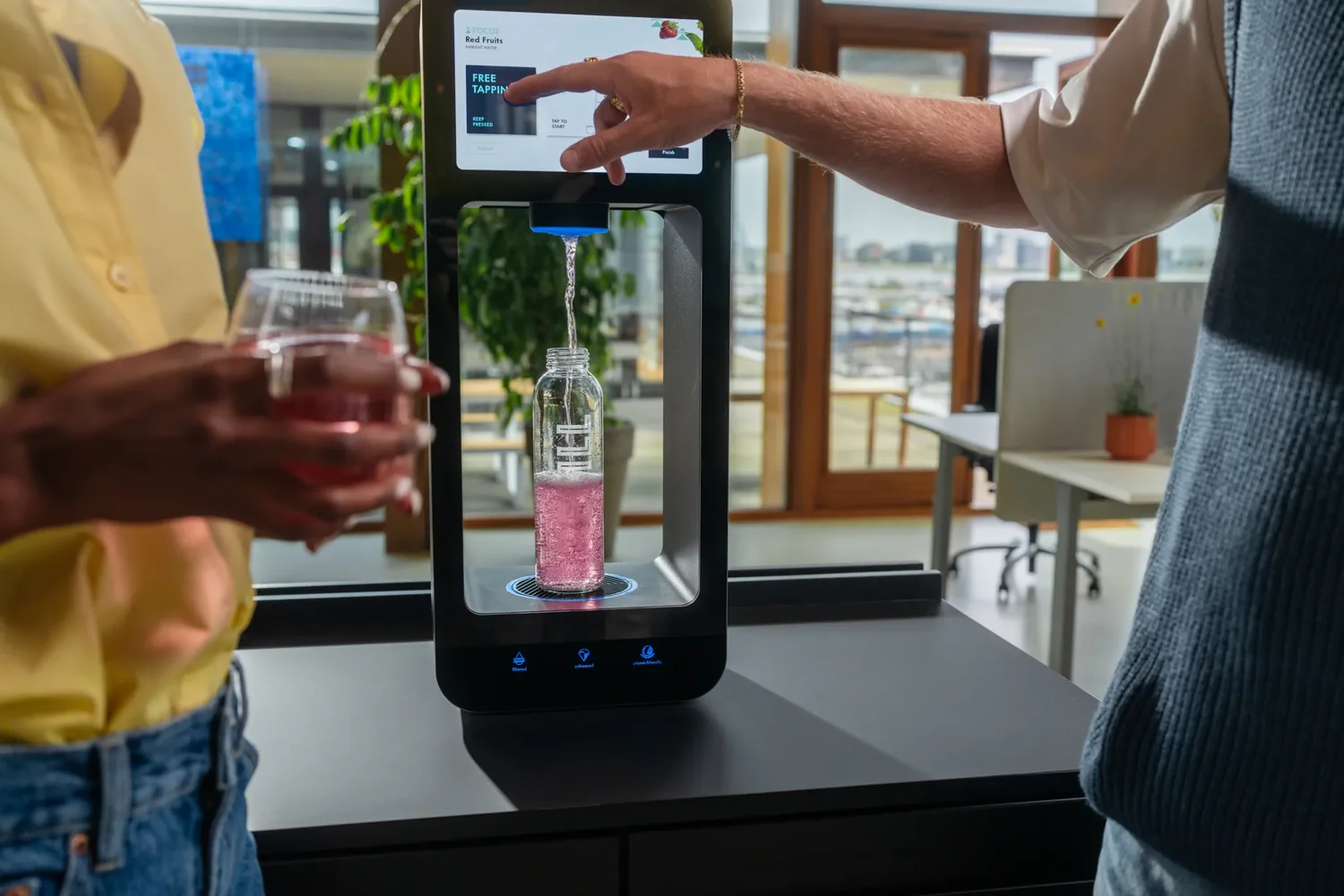 vanndispenser til bedrift | Kaffeknappen