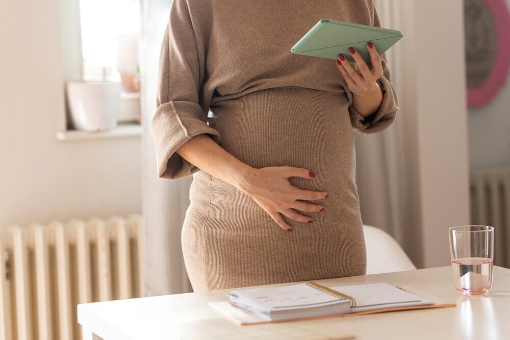 4 trends for HR leaders: Supporting women and families in your workforce through COVID-19