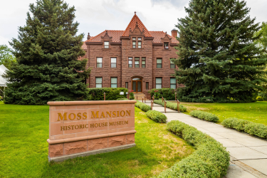 Moss Mansion Tour
