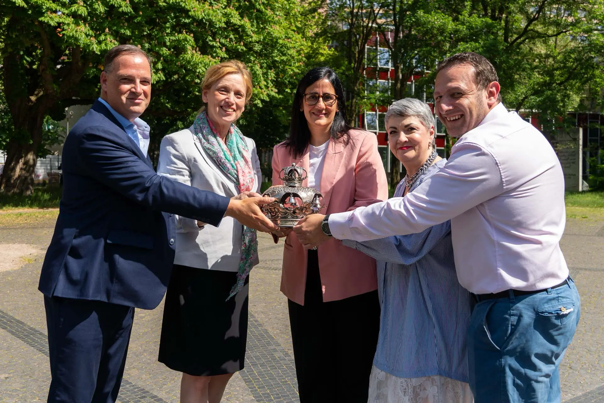 Bundesministerin Karin Prien besucht die Stiftung Bornplatzsynagoge und die Jüdische Gemeinde Hamburg