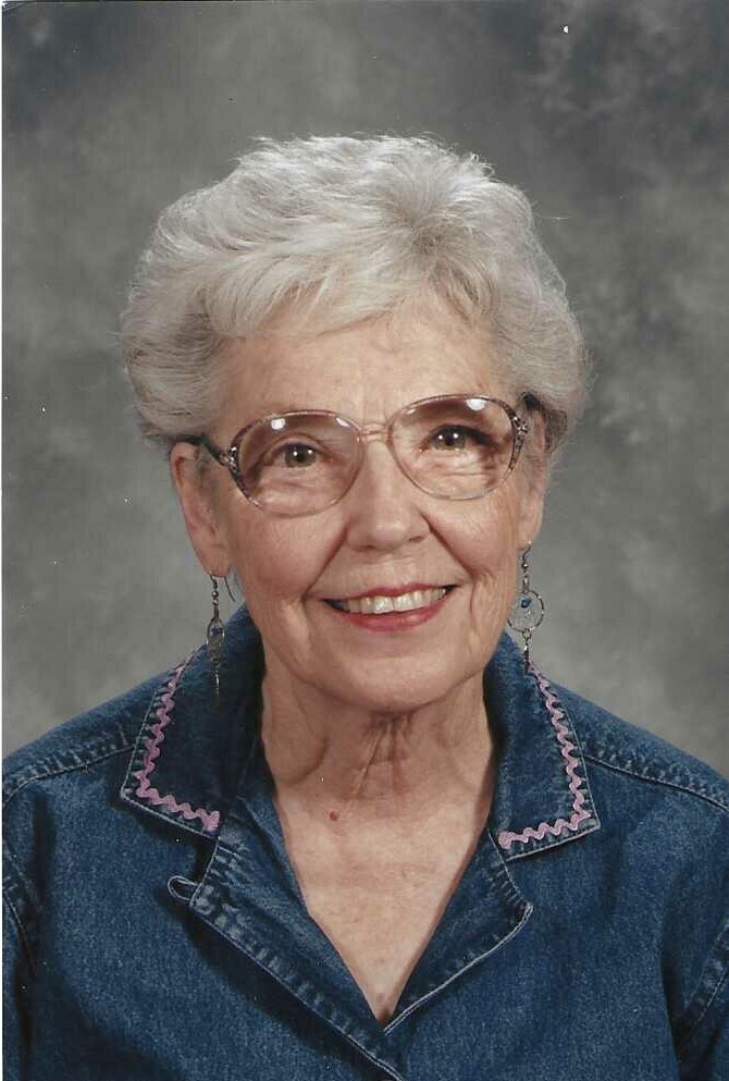 Patricia Lee Holst