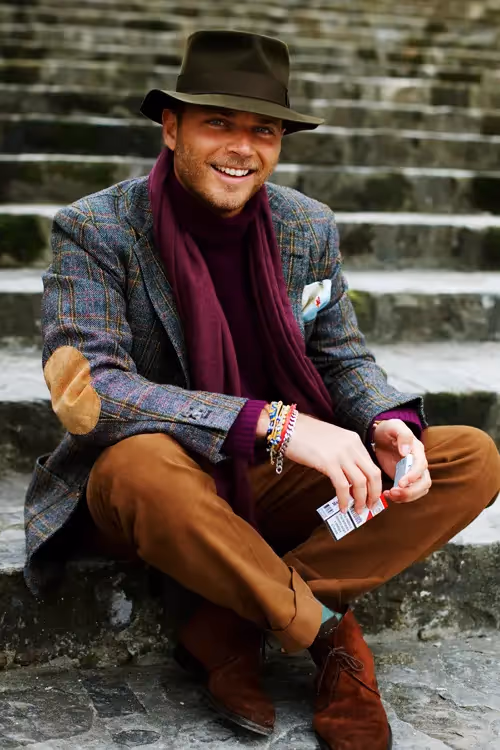 Petit cours de casual chic par Luca Rubinacci