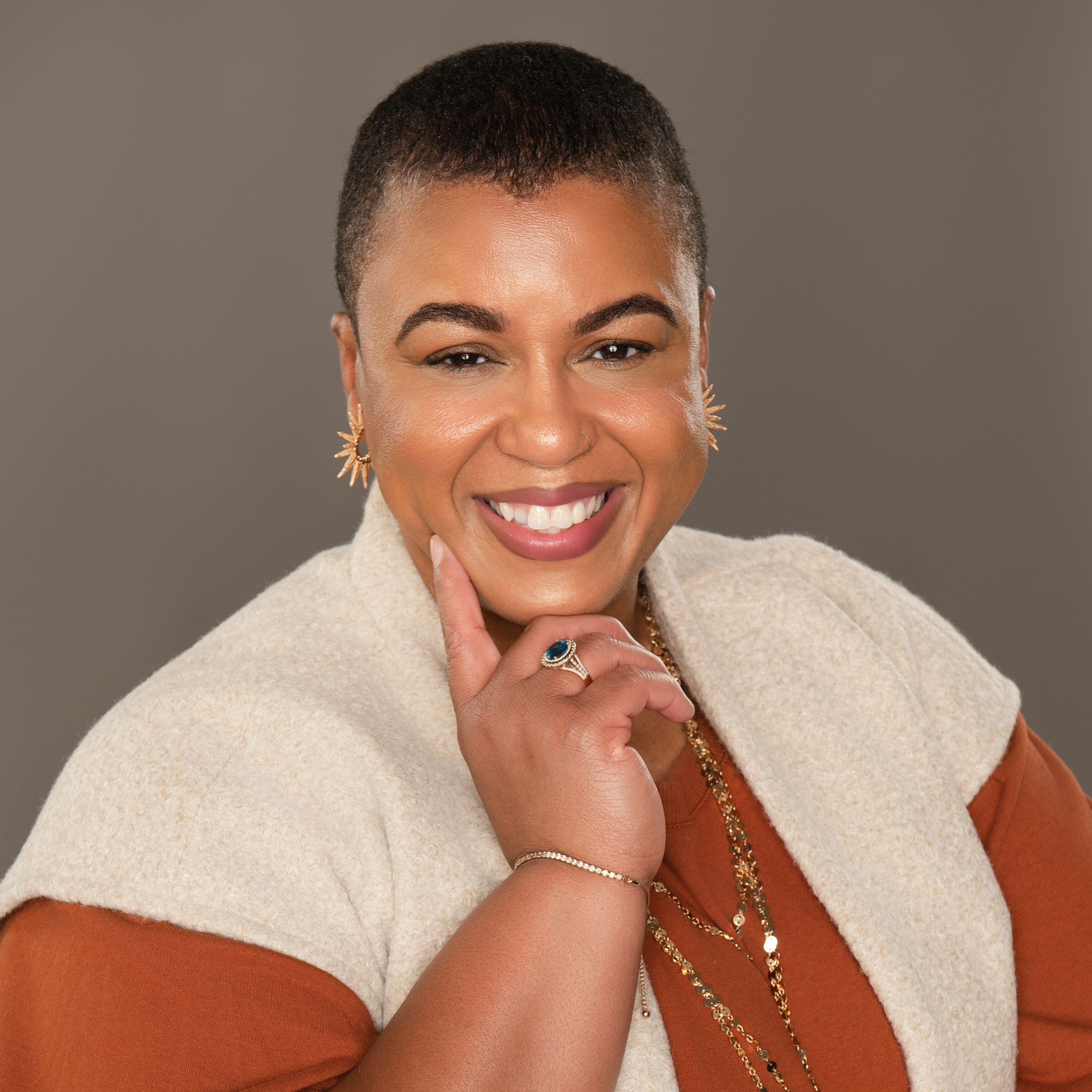 Teneka-info@theearthsidebeginnings.com-ProfilePhoto