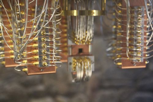 Understanding Quantum Algorithms: New Study in Nature Reviews Physics