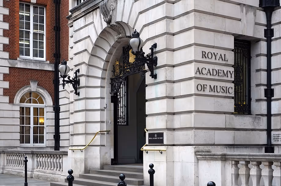 MyLuthier Co-founders Honoured as Associates of the Royal Academy of Music