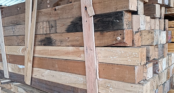 Timber salvage yard, large variery of secondhand timber beams for sale