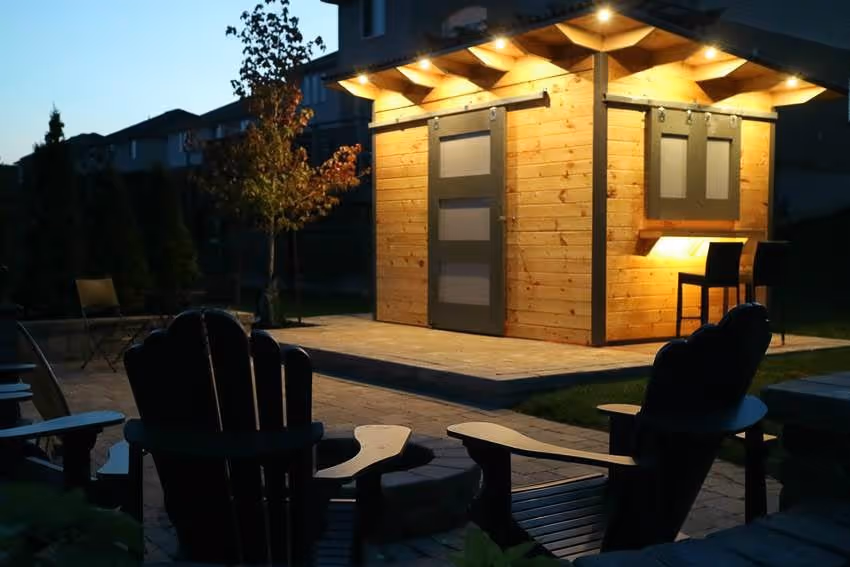 Modern Garden Shed with Bar