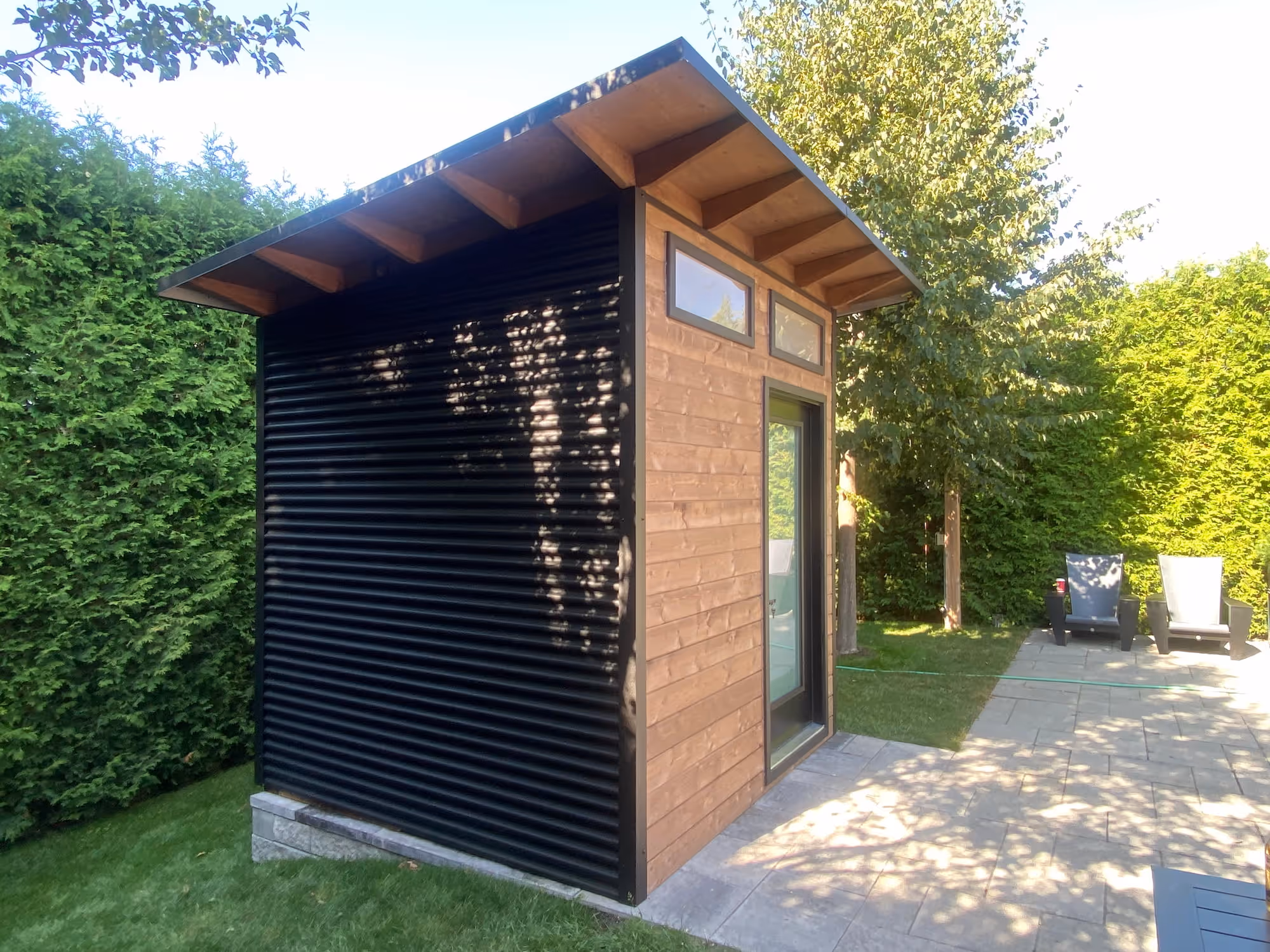 Essential Poolside Bar