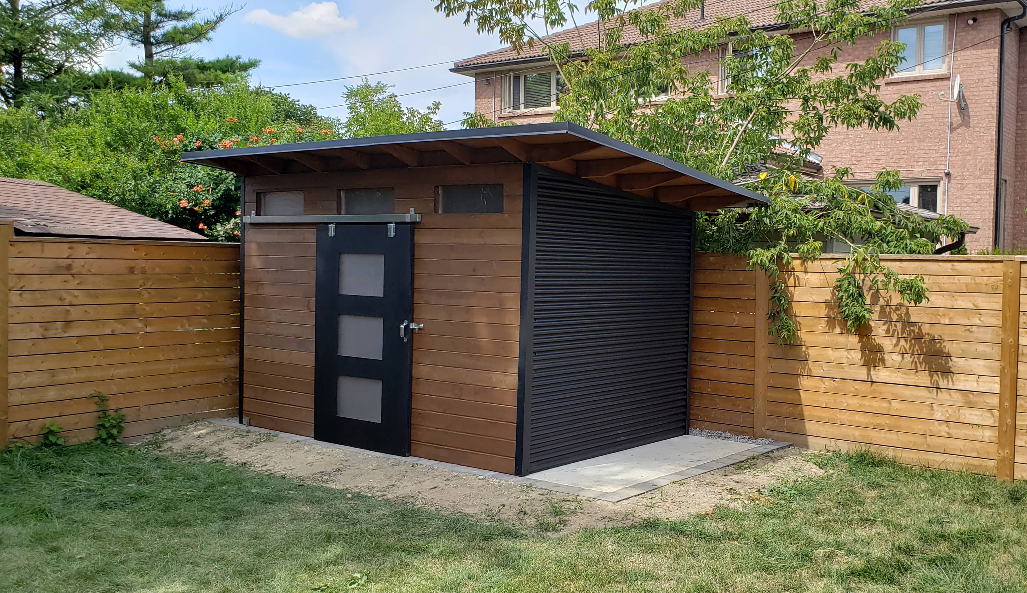12' x 8' Advanced Shed with Muskoka Brown Stain and Jet Black Steel