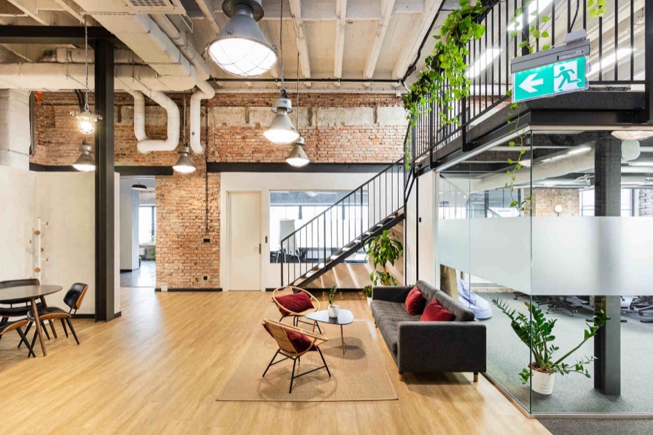 Biuro serwisowane i coworking w Cluster Kraków Plac Inwalidów — Józefitów 8