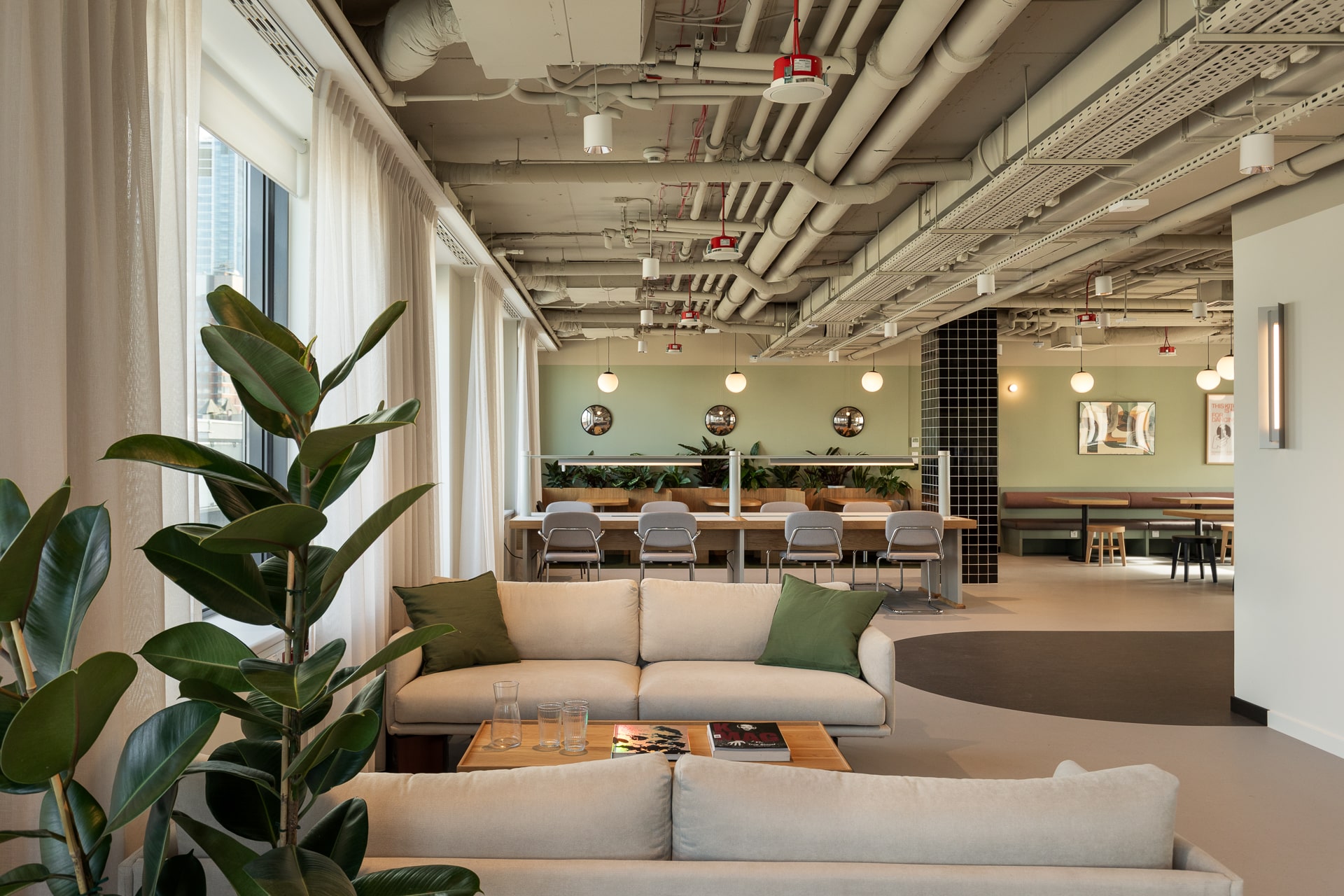 Biura serwisowane Warszawa — Cluster Offices Sienna Center, open space