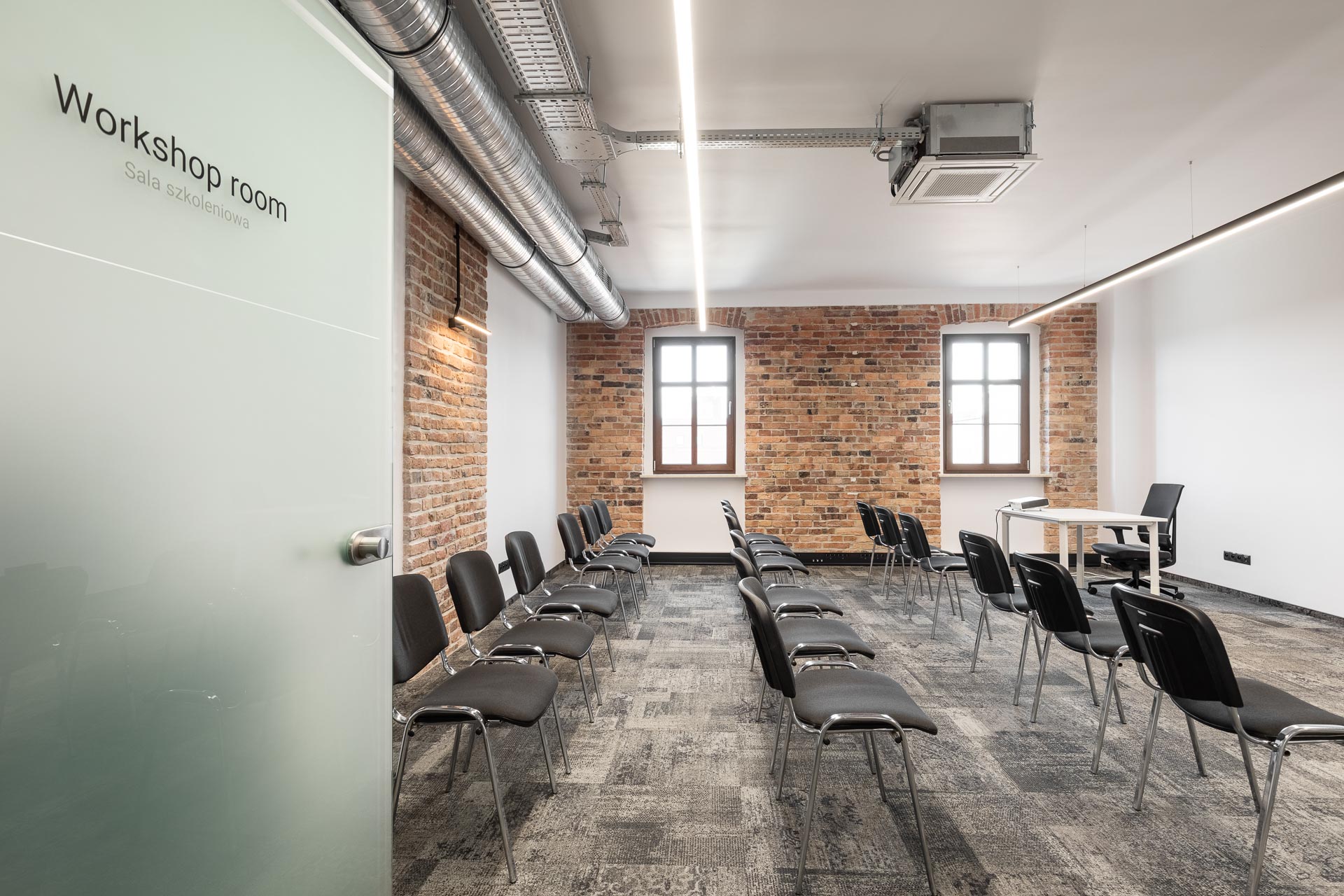 Sala szkoleniowa Sky do 35 osób — Cluster Katowice Stary Dworzec