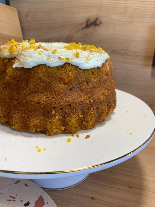 Kürbiskuchen mit Frischkäse-Frosting