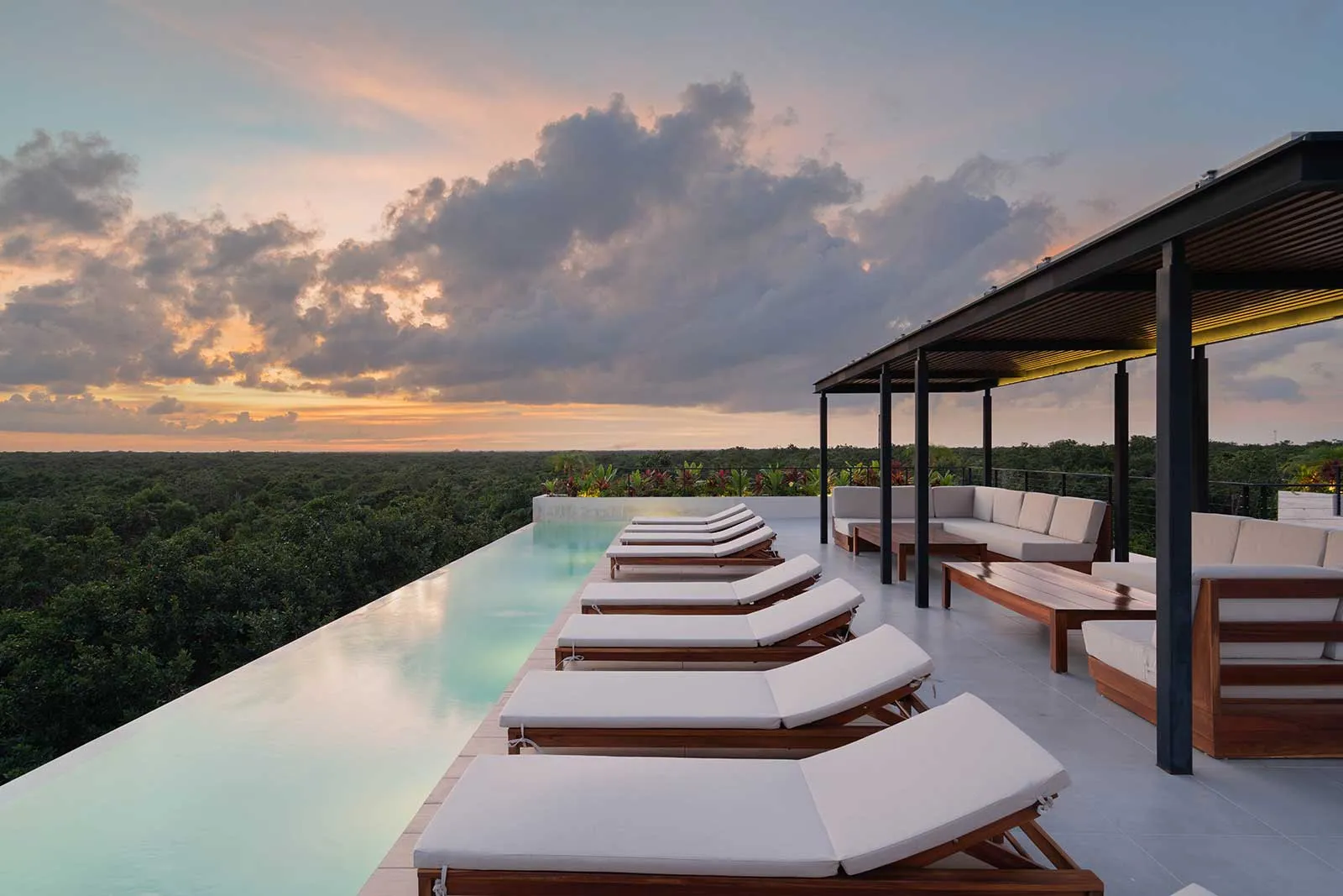 Modern housing and real estate options for retirement in Tulum Mexico