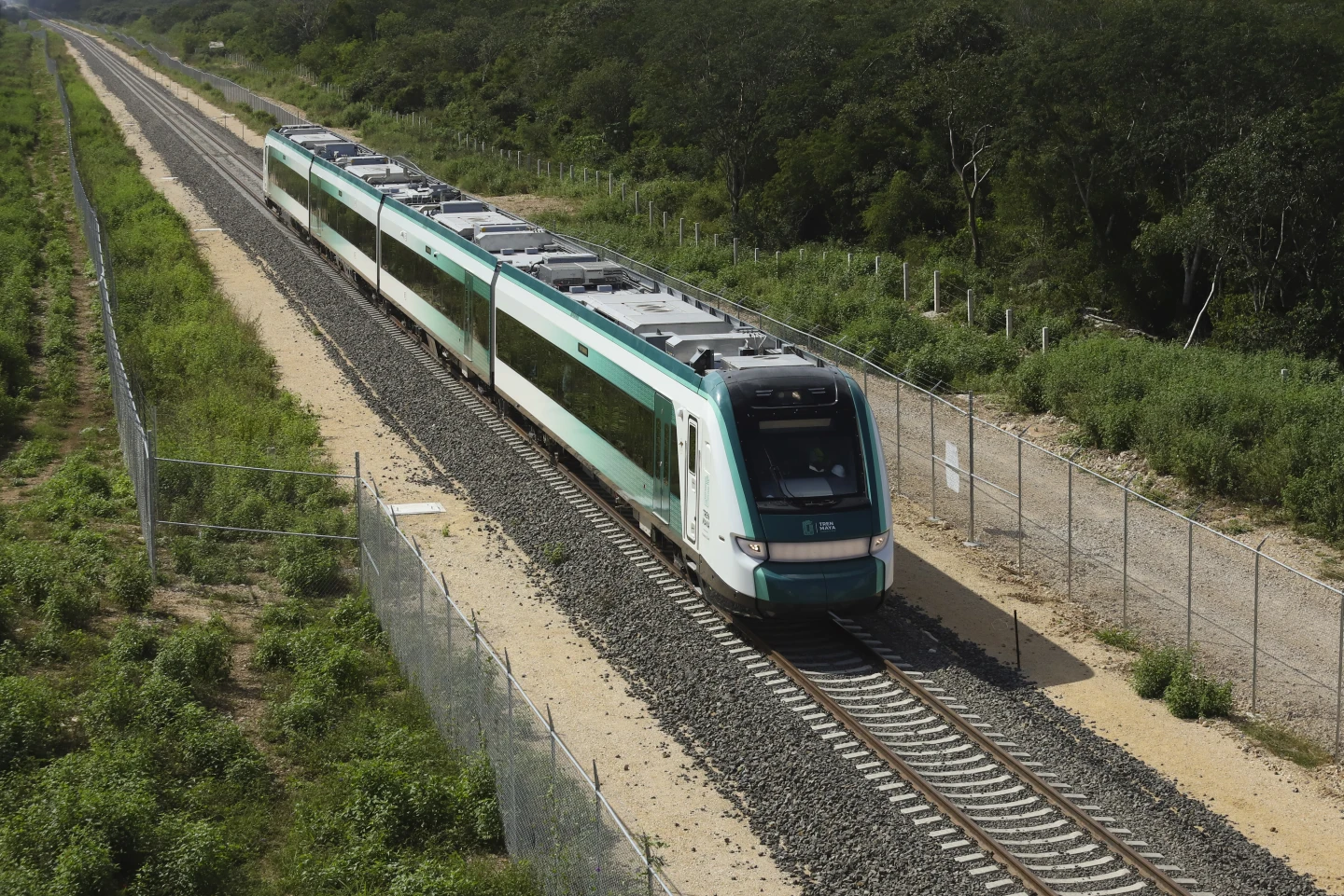 Easy regional travel and connectivity by train, supporting those retiring in Tulum Mexico
