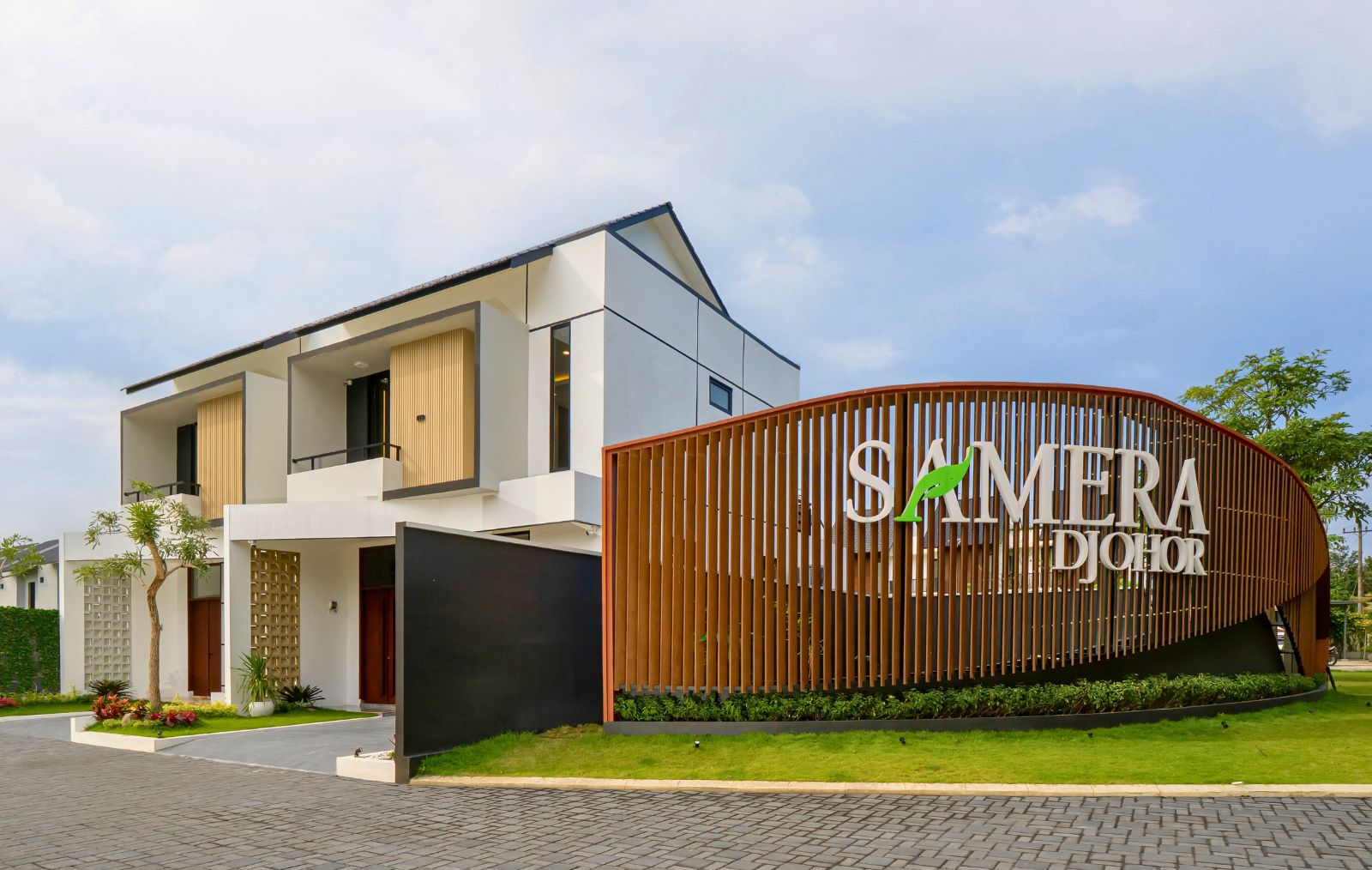 Lebih Luas Lebih Lega!