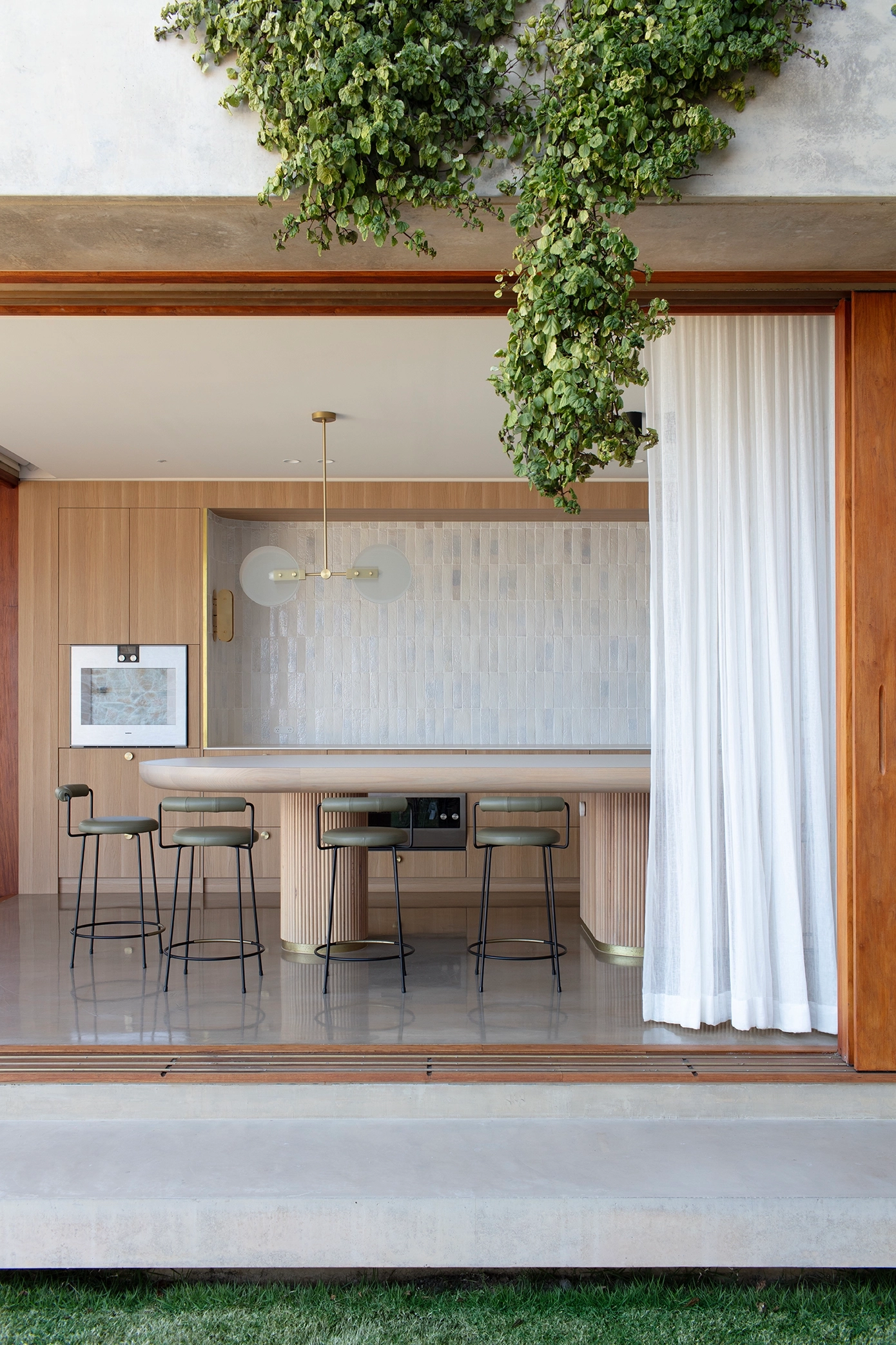 PROJECT HORSESHOE | Forged in Form