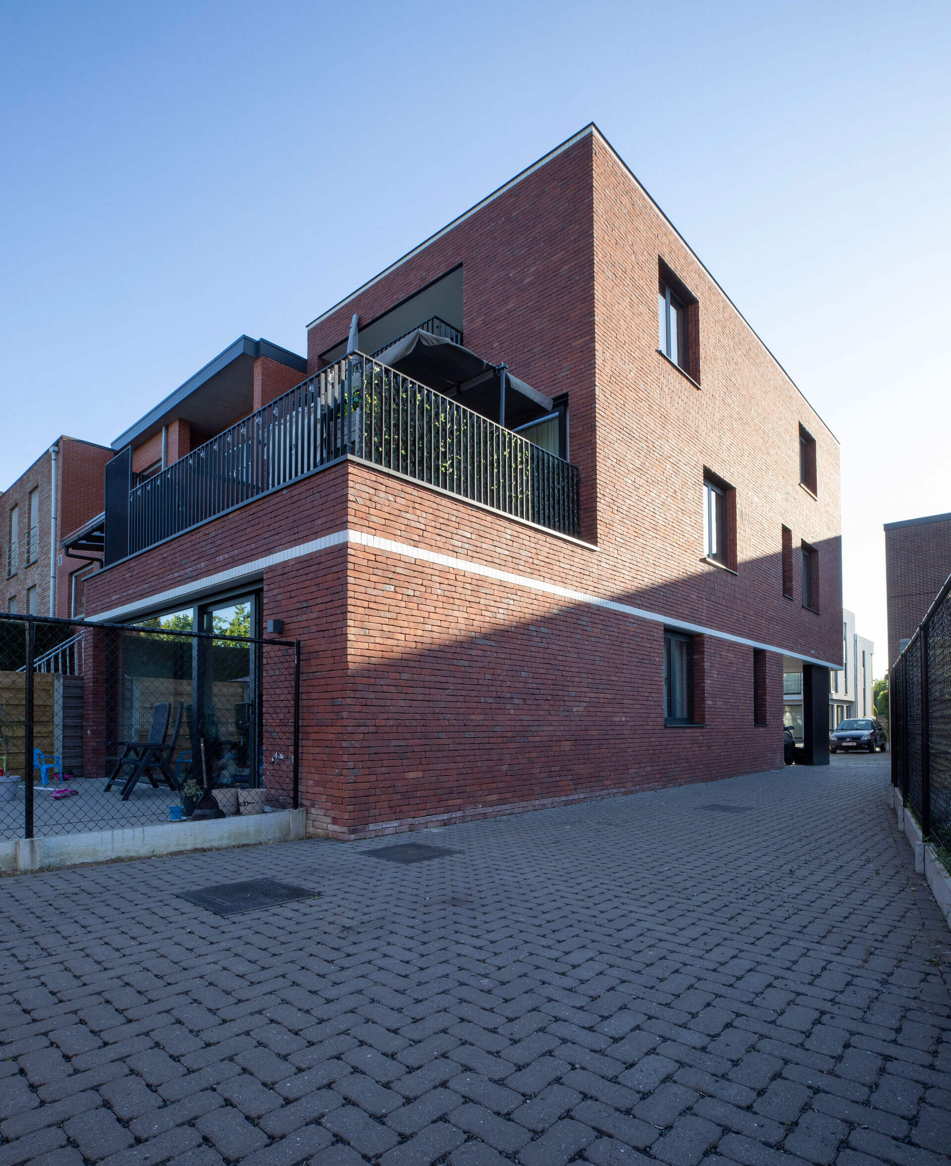 BOND. Architectuur - Huisvesting - Aarschot - 3 appartementen