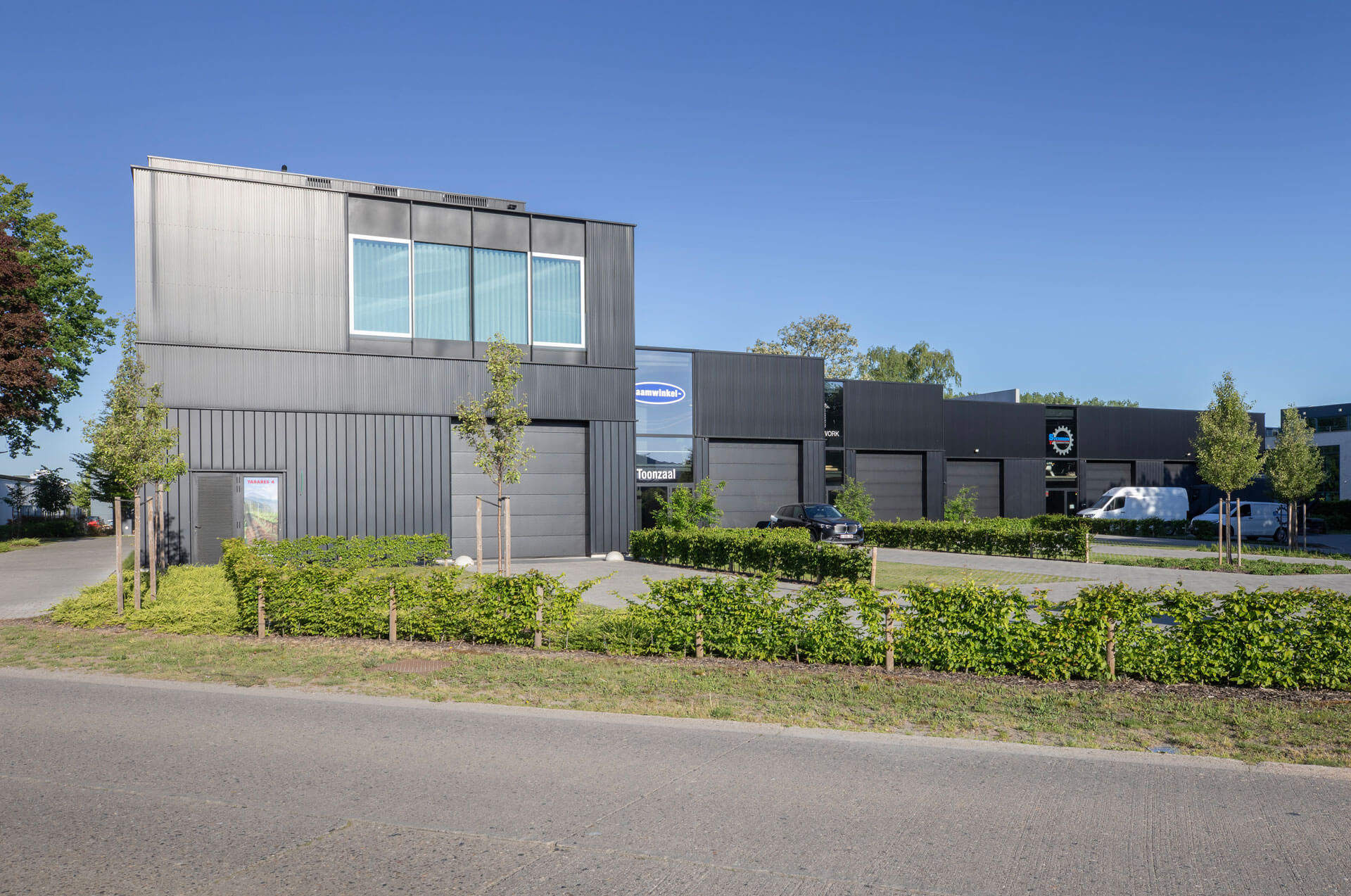 BOND. Architectuur - Commercieel - Herk-de-Stad - 6 bedrijfsunits