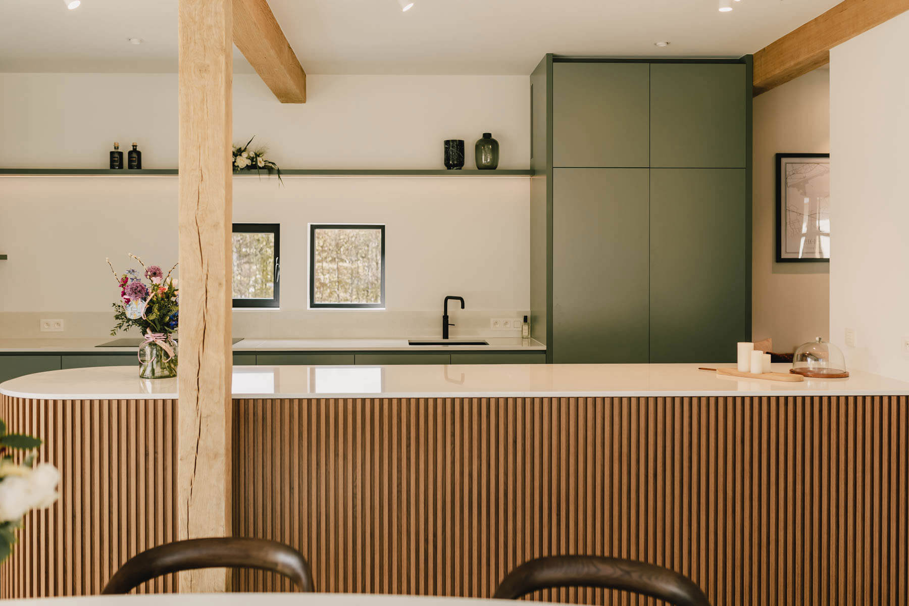 BOND. Architectuur - Huisvesting en Commercieel - Herk-de-Stad - ééngezinswoning en B&B