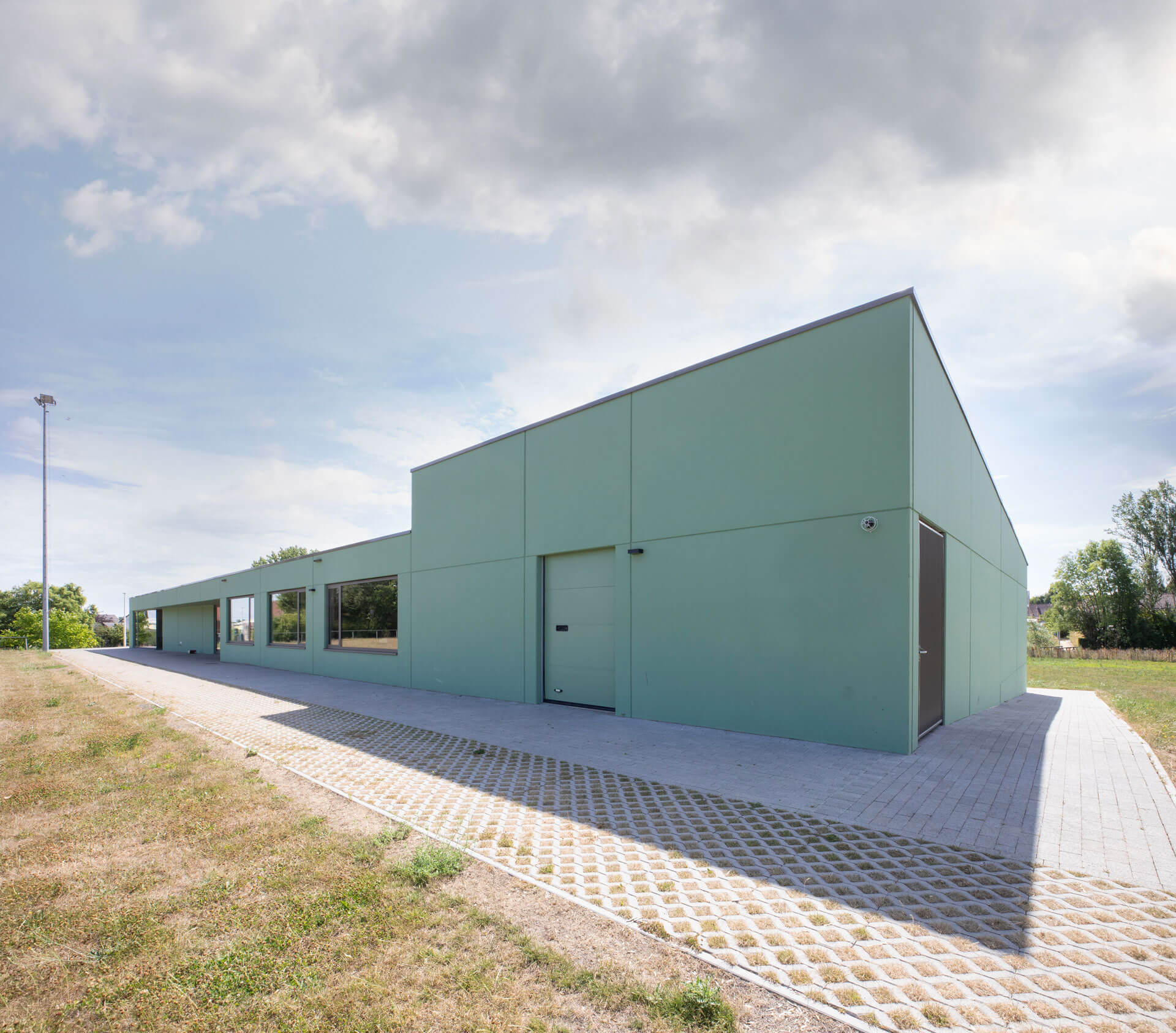 BOND. Architectuur - Publiek - Nieuwerkerken - polyvalent gebouw