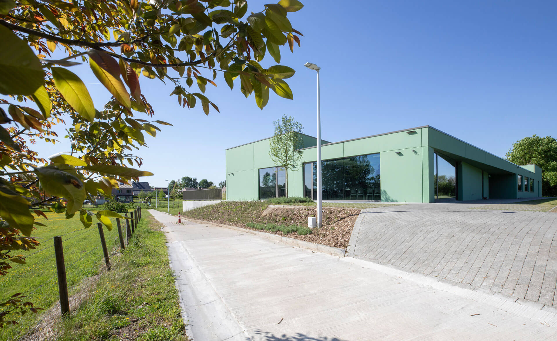BOND. Architectuur - Publiek - Nieuwerkerken - polyvalent gebouw