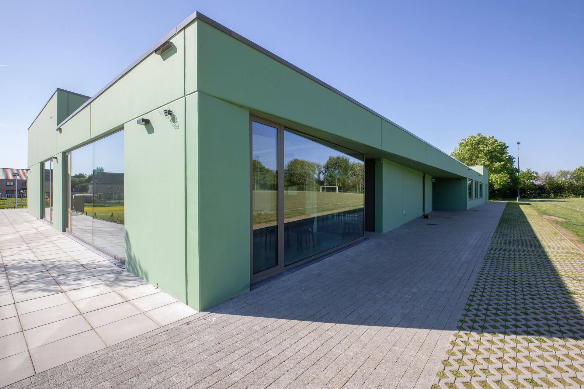 BOND. Architectuur - Publiek - Nieuwerkerken - polyvalent gebouw