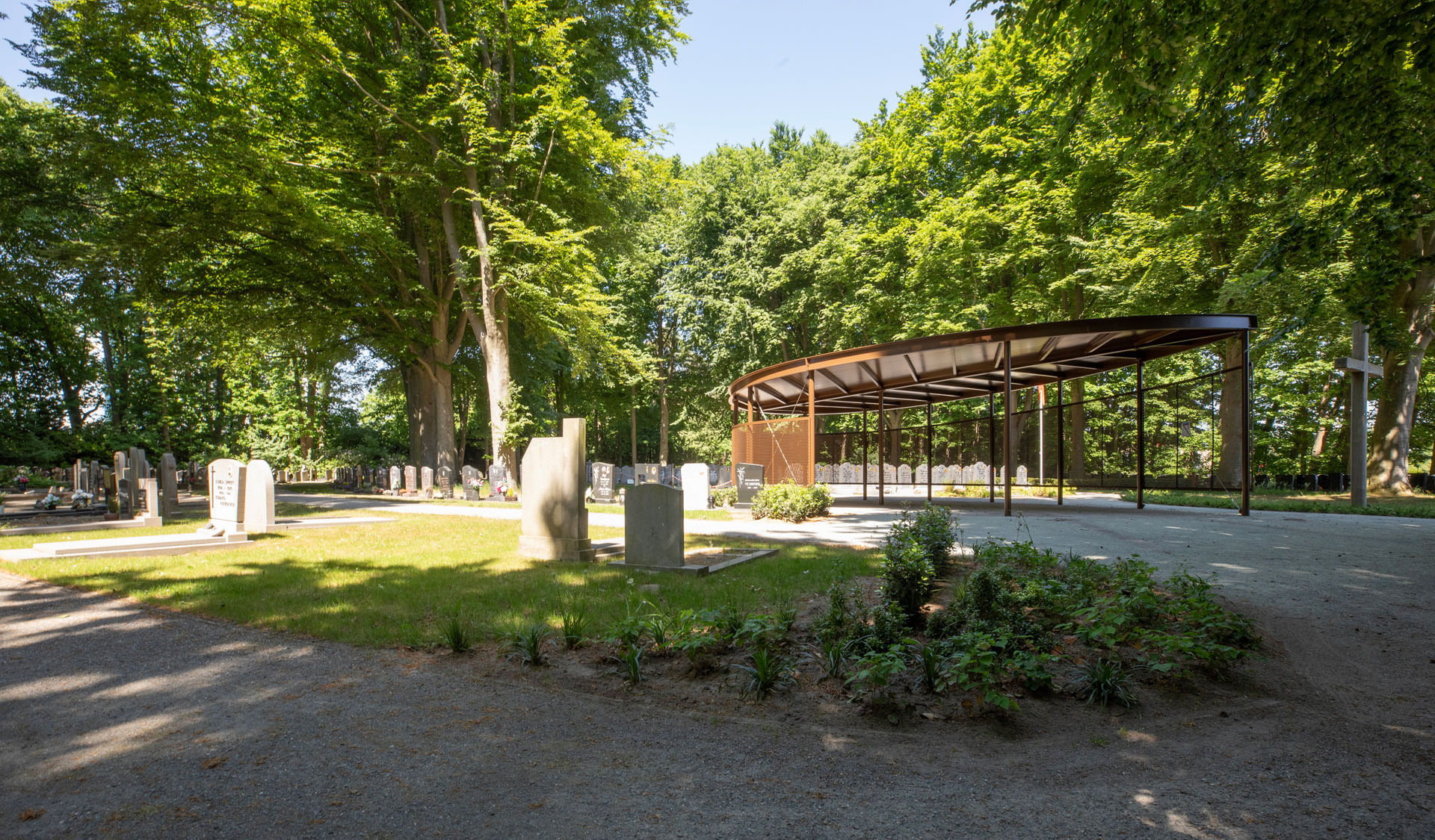 BOND. Architectuur - Publiek - Westerlo - paviljoen begraafplaats