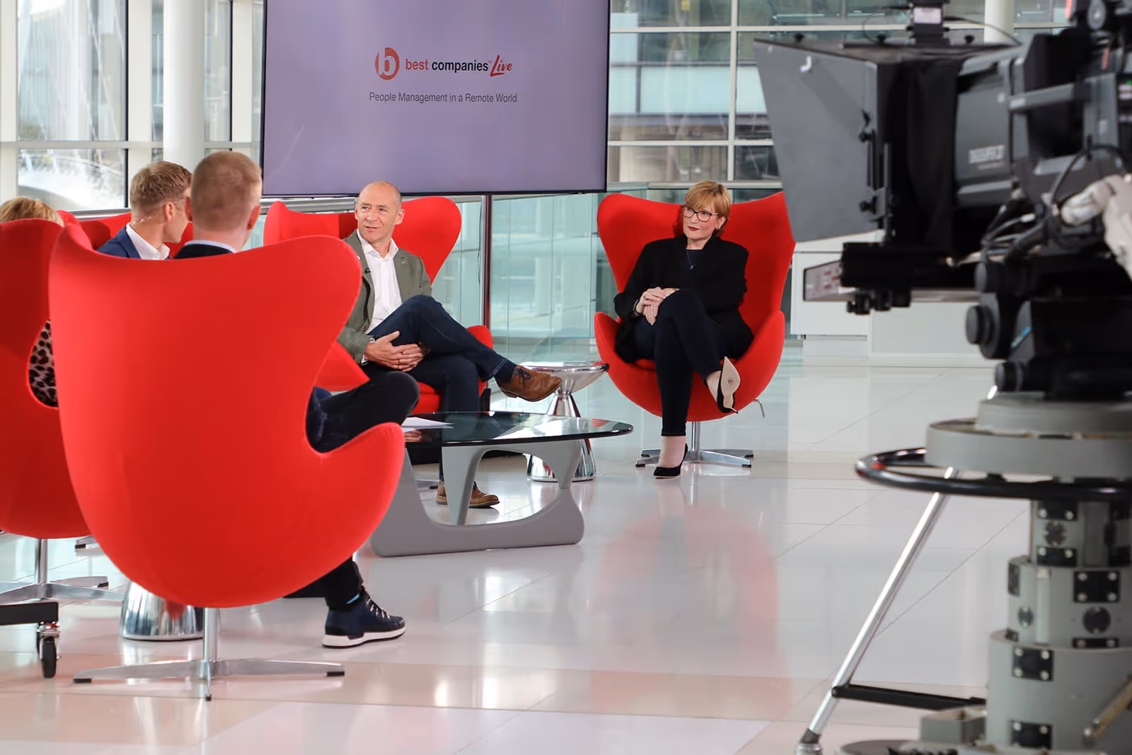 Guests during People Management in a Remote World insight session at Best Companies Live