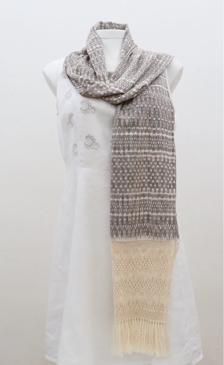 Rebozo mexicano. Bufanda. Envoltura de mujer. Envoltura de tarde.