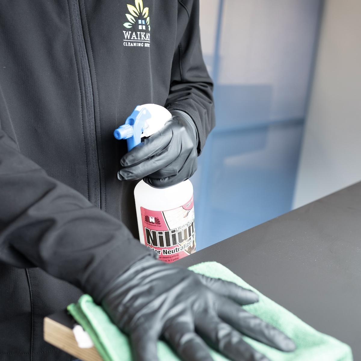 Carpet cleaner cleaning carpets.