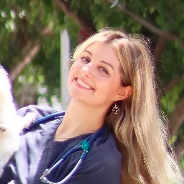 Dr. Scarlett H.