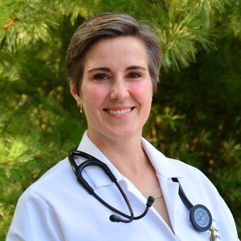 Portrait of Dr. Stefanie Simmons