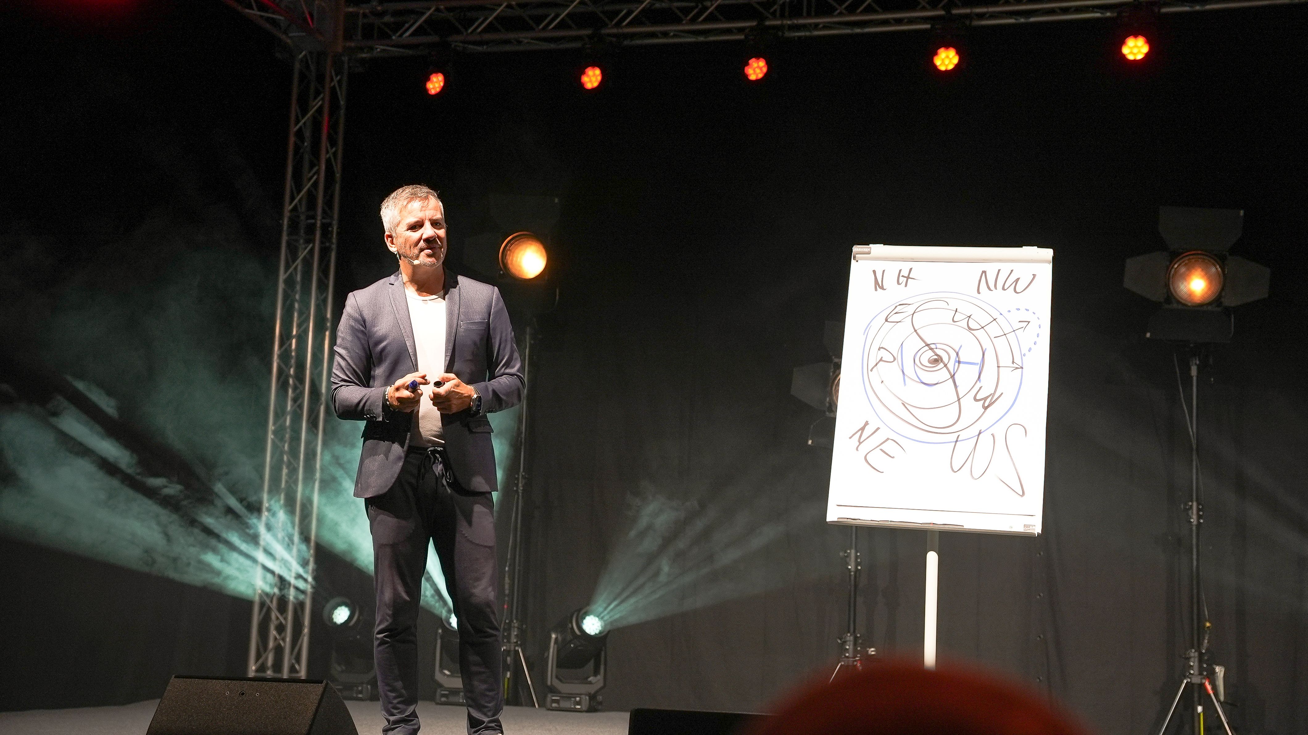 Wenn Künstliche Intelligenz auf Menschlichkeit trifft