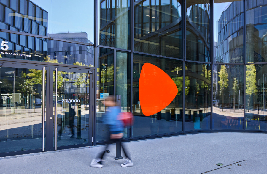 Zalando tuo kanta-asiakasohjelmansa Suomeen