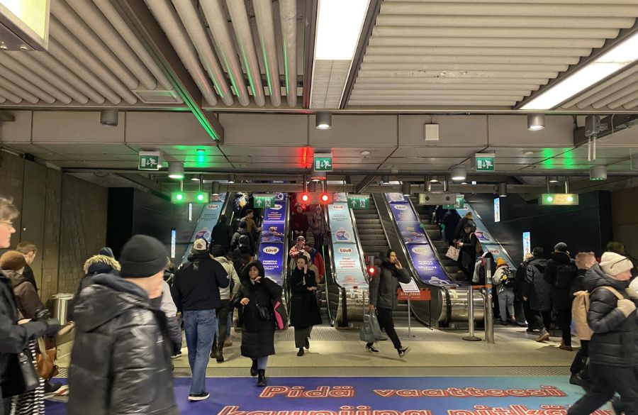 Metroasemien mainospaikat JCDecauxille ainakin vuoteen 2034 saakka