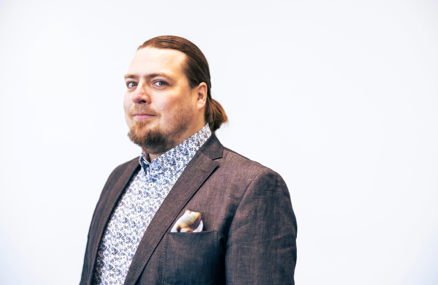 Tampereen yliopiston teollisen myynnin kurssi ylibuukattiin, ja alkuperäisen hankkeen ympärille ollaan nyt rakentamassa osaamis- ja tutkimuskeskusta