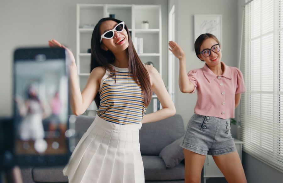 Tiktok päivittää alaikäisten valvontaa Euroopassa – uusi teknologia tunnistaa viitteitä siitä, että käyttäjä on alle 13-vuotias