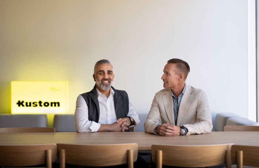 Mobile Pay Checkoutin kuukausi sitten ostanut Kustom yhteistyöhön Paypalin kanssa