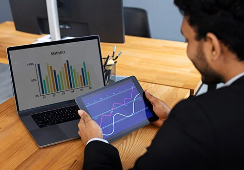 financial-technology-showing-in-screen