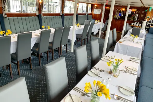Dining Cruises