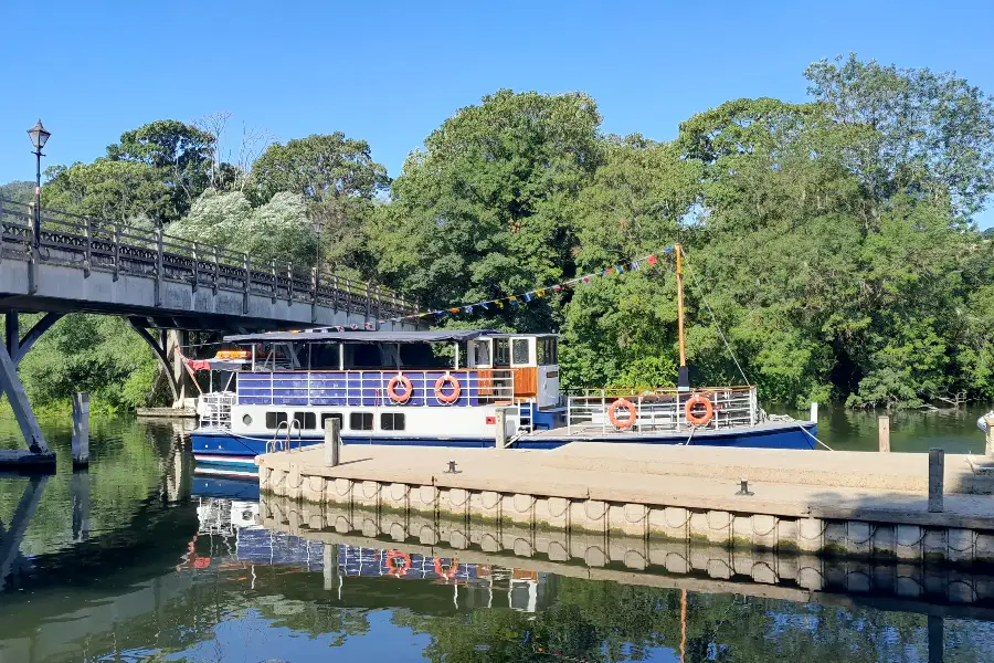 Goring Saturday Sundowner Cruise
