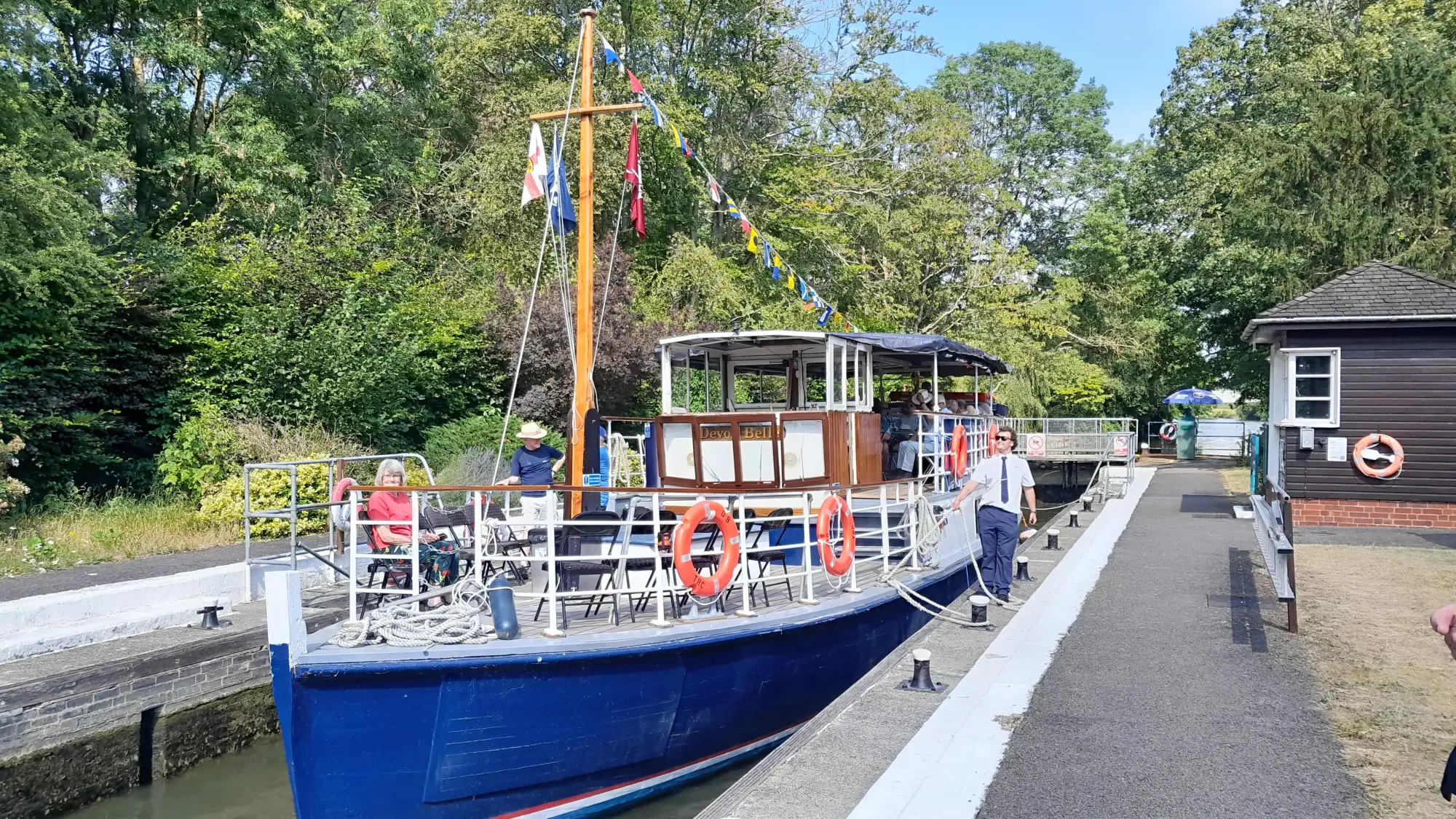 Goring Weekend Shuttle