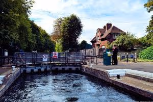 Caversham Lock History Cruise