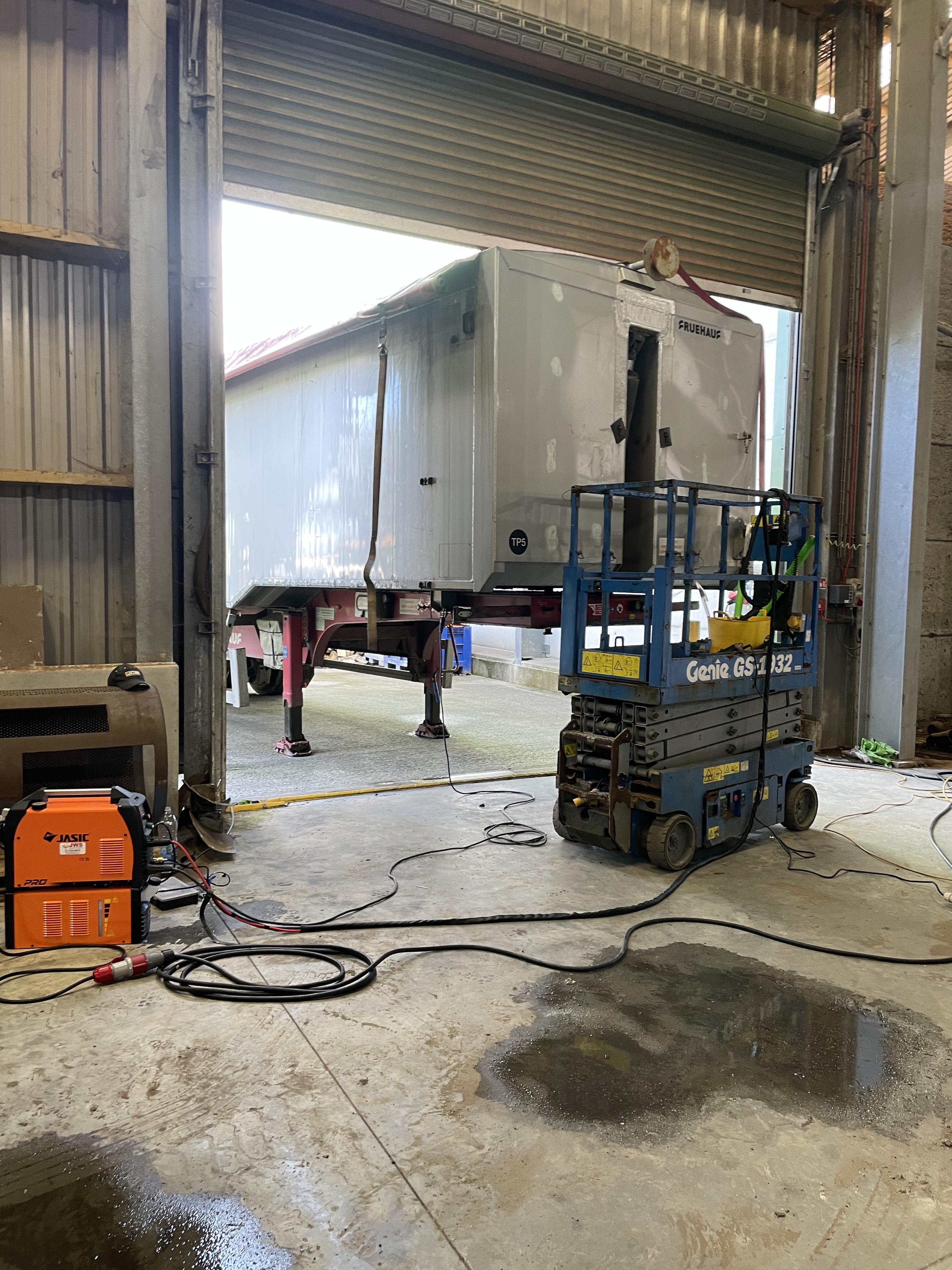 Aluminium trailer repair