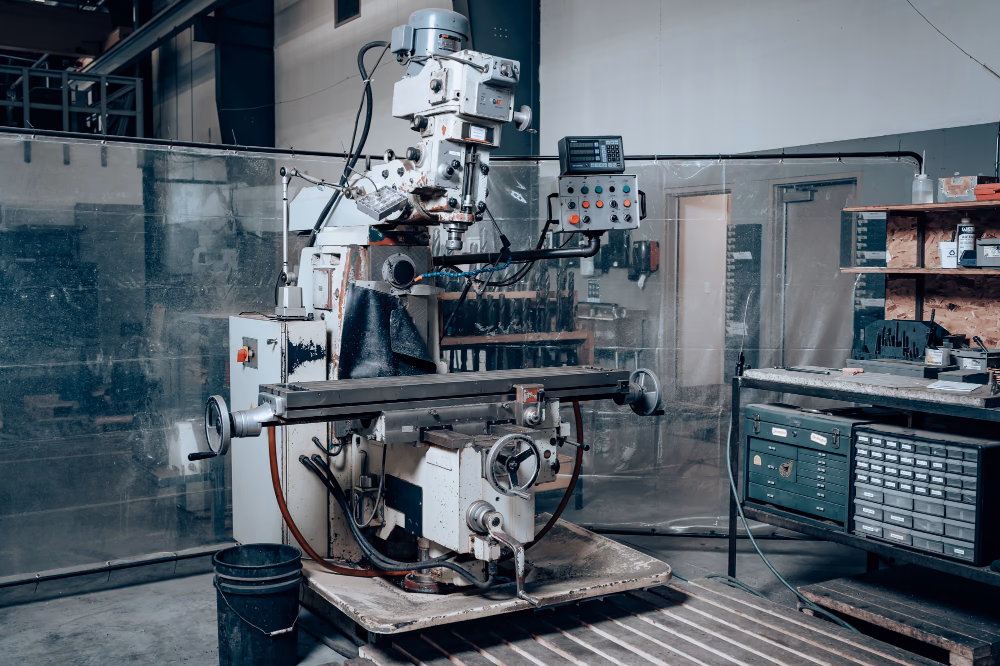 LC-20VHS Manual Mill