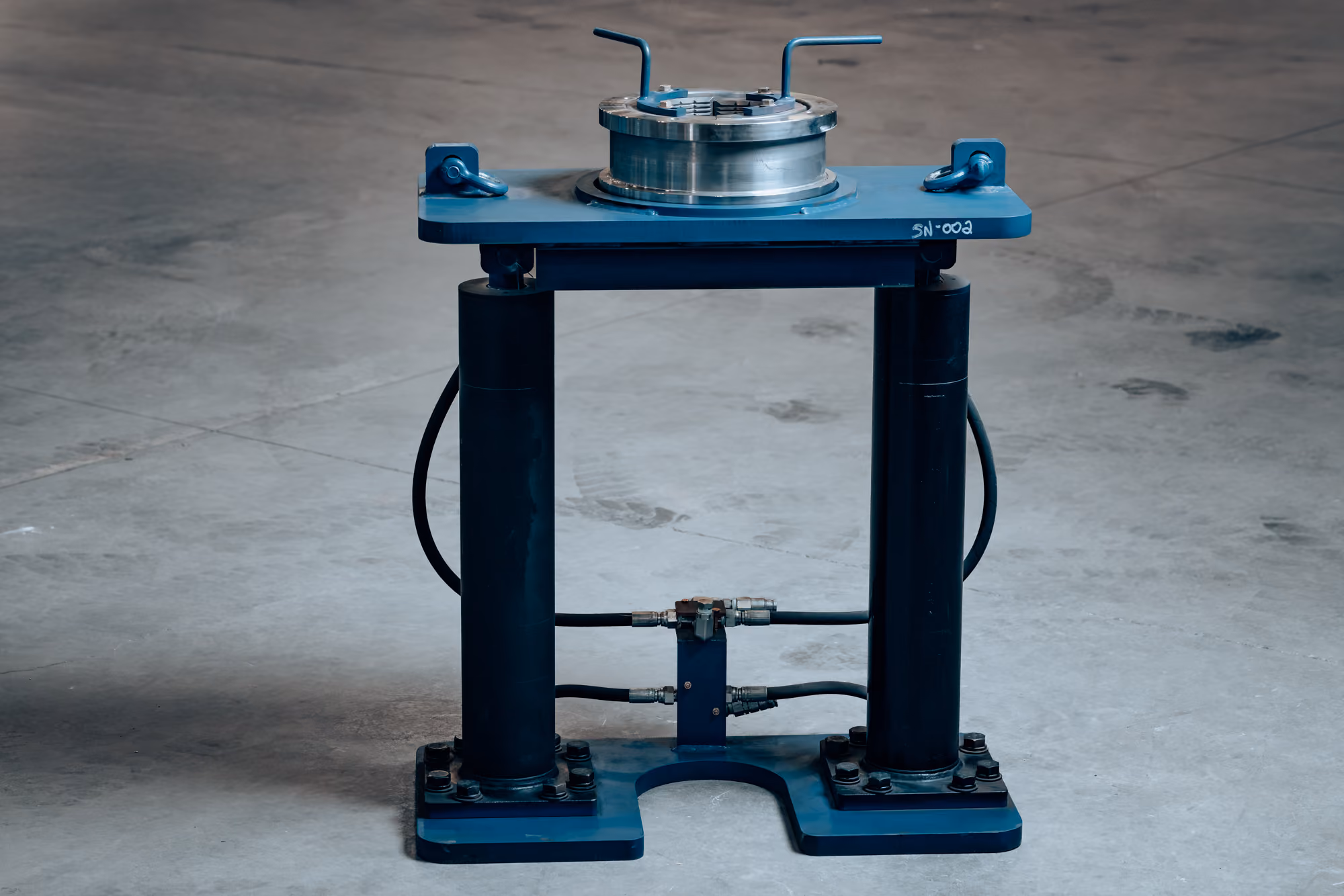 Casing Pullers, Slips and Bowls